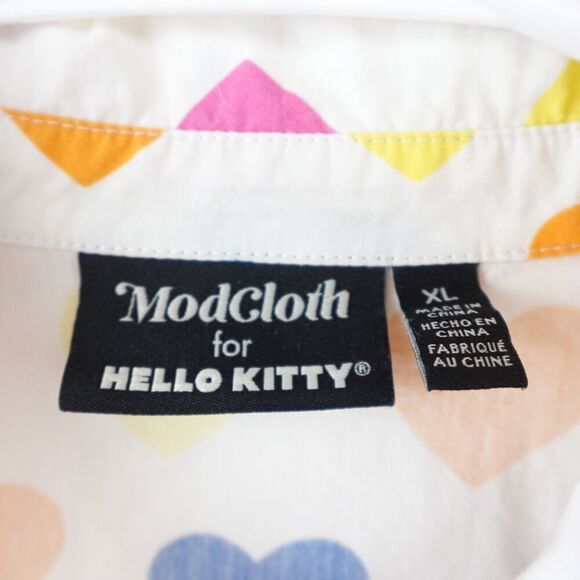 ModCloth for Hello Kitty Hearts and Bows Button Up Top X-Large - Picture 11 of 13